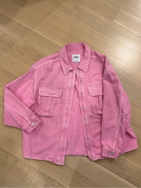 Zara oversized pink denim jacket size XS!